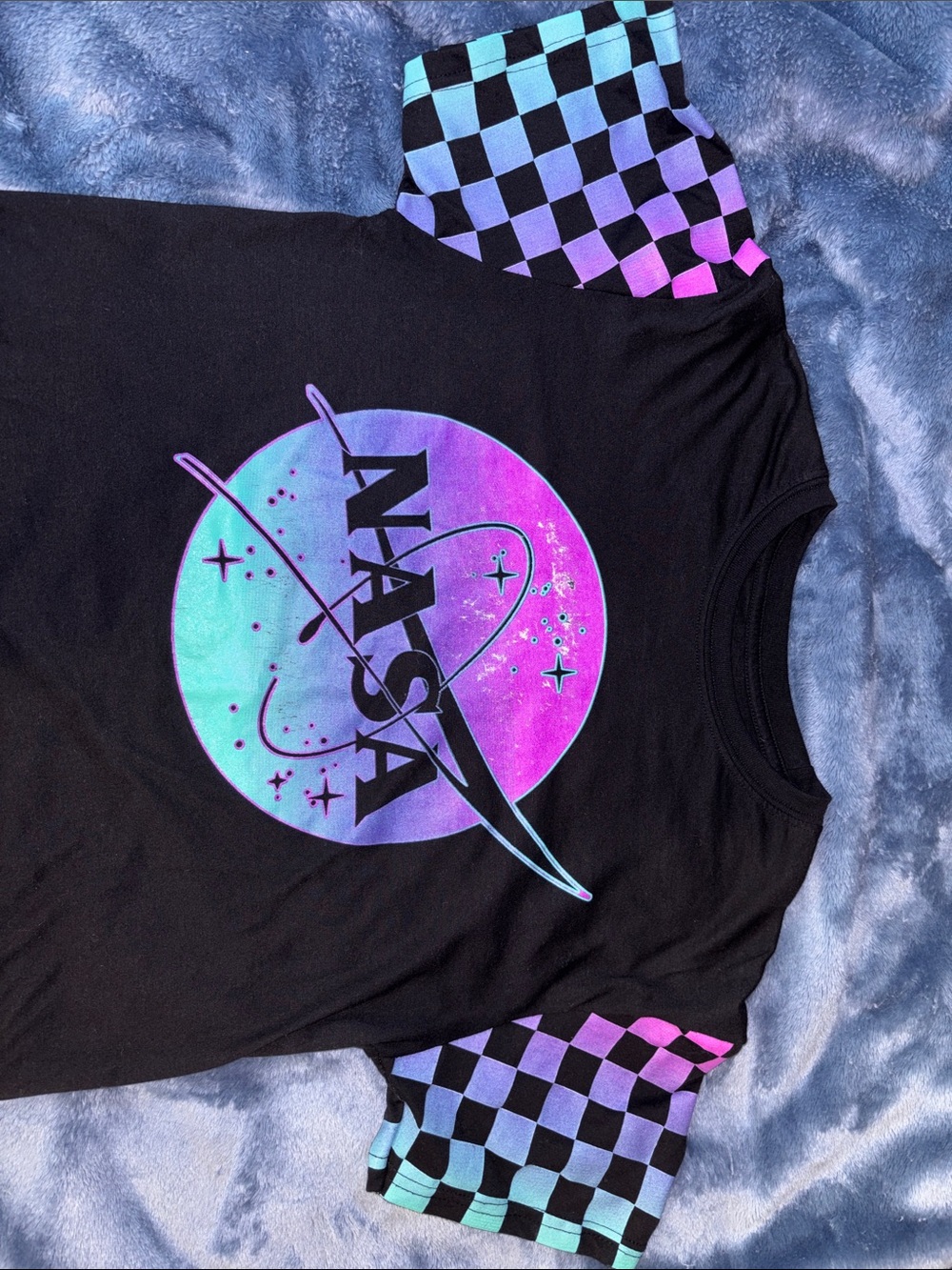 Gradient Planet Graphic Tee - Black with Purple & Teal
